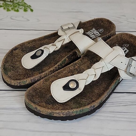 Muk Luks Marsha Sandals In White Womens Size 8 - Picture 7 of 7